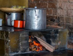 Une casserole sur le feu ~ Monoxyde carbone